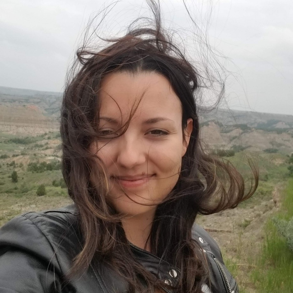 Meet your Posher, Nicole